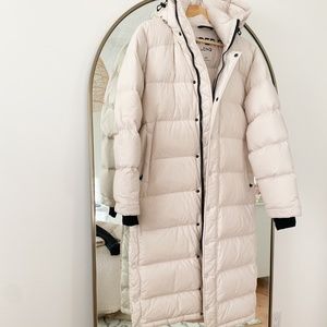 Aritzia Super Puff Long